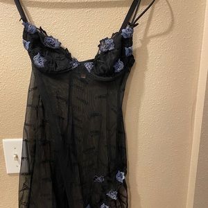 La perla chemise black with flowers blue ,